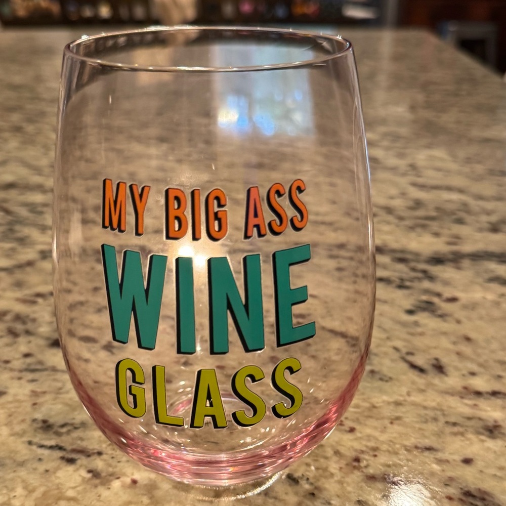 Hallmark Colorful Wine Glass‎